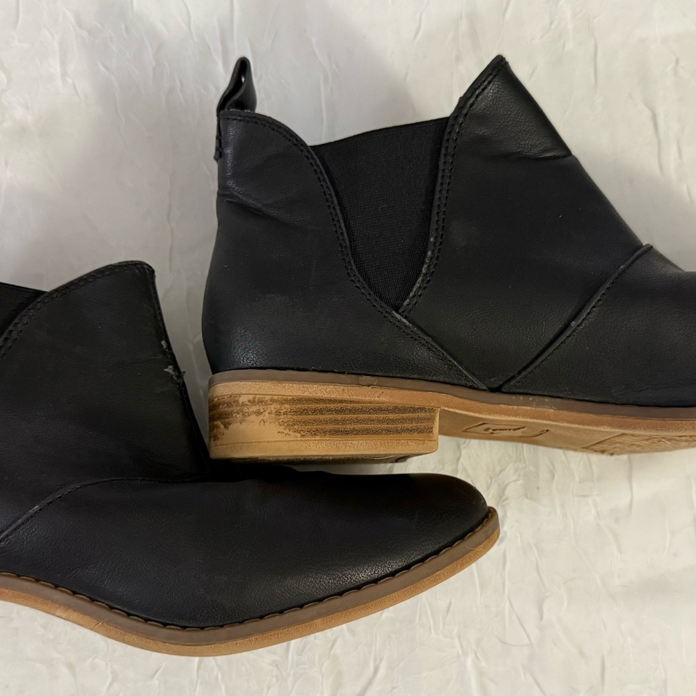 Rocket Dog Black Leather Ankle Boots